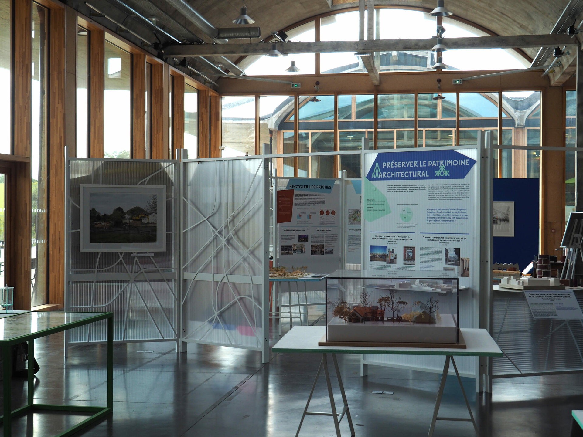 Exposition La ville tourne en rond ? (waao)